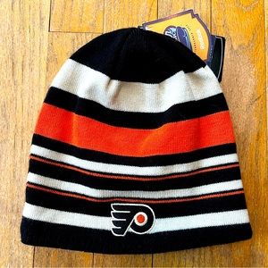Philadelphia Flyers winter hat - Vintage toque from 2012 NHL Winter Classic